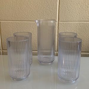 Project 62 plastic pitcher/cup set